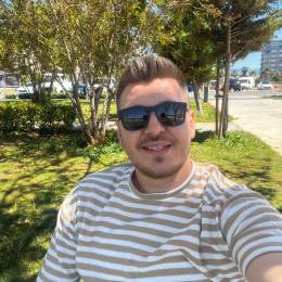 User_1502552