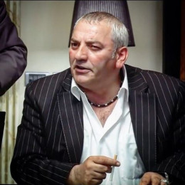 EKREM ABBİ
