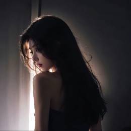 漫  蔓