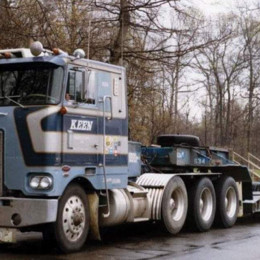 Camion Freightliner Keen Transport - Conrad - Échelle 1/50 - Neuf - Allemagne